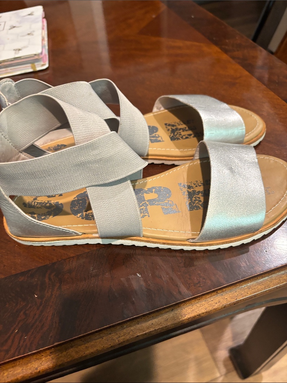 Sorel Silver Crisscross Elastic Strap Sandals